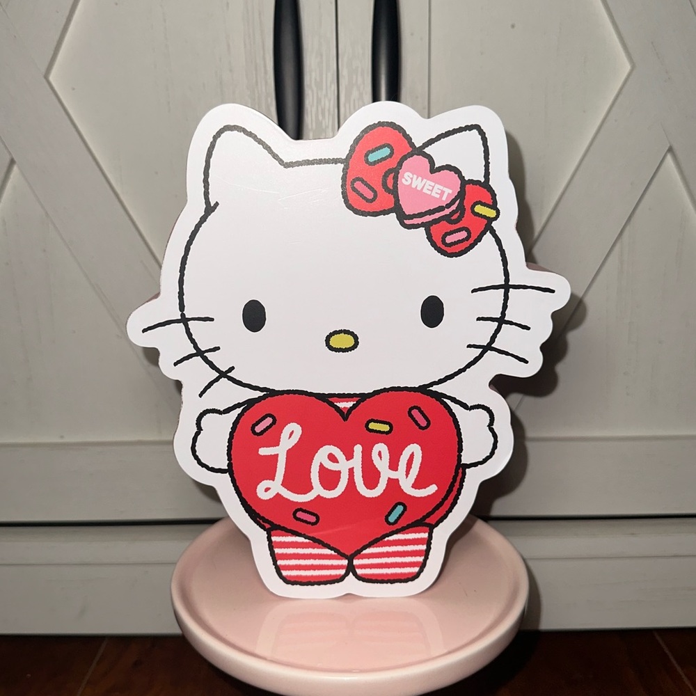 Hello Kitty Valentines Love Sign Decor